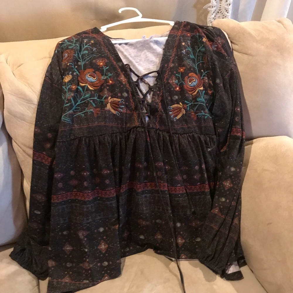 Maurice’s top